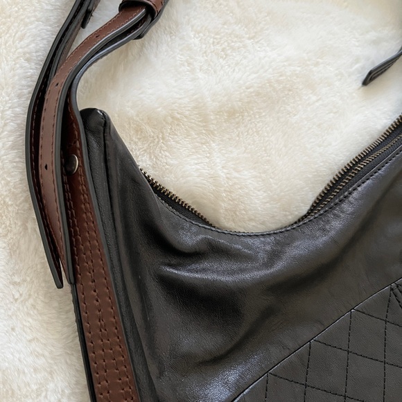 Frye Samantha Quilted Black Hobo purse - Picture 3 of 7